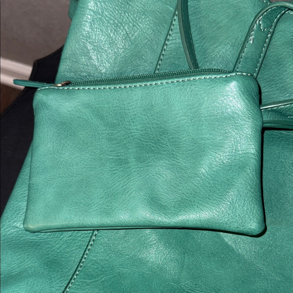 Susan Joy Taylor Oversized Turquoise Vegan Leather Tote Bag - Picture 8 of 13